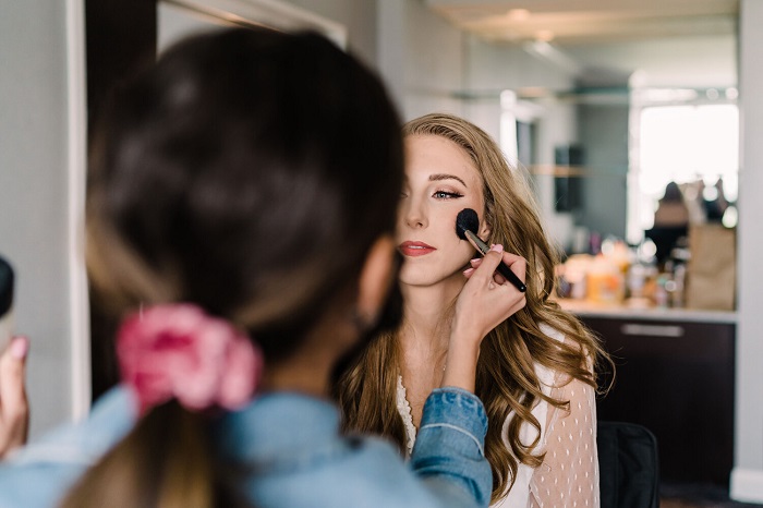 How Early Should You Book Your Event Makeup&nbsp;Artist
